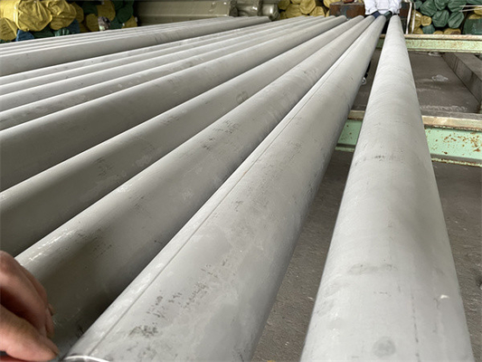 Tubo sin soldadura de acero inoxidable SCH40 de ASTM A312 904L para la industria